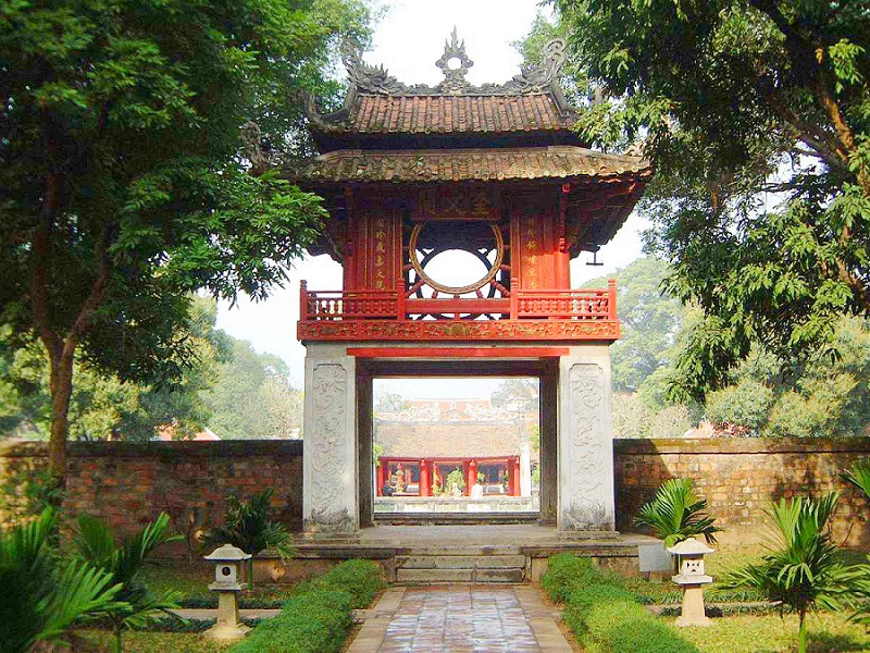 Tour Hà Nội - Tràng An - Bái Đính - Hạ Long - Yên Tử - Sapa